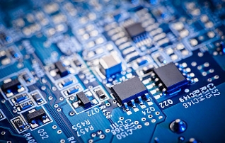 肖特基二极管与快恢复二极管应用对比